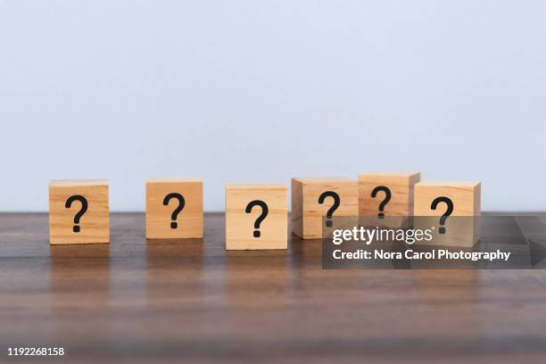 question mark symbol - q and a icon stock pictures, royalty-free photos & images