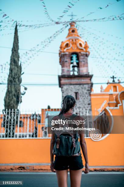 explorer la ville - ville de puebla photos et images de collection