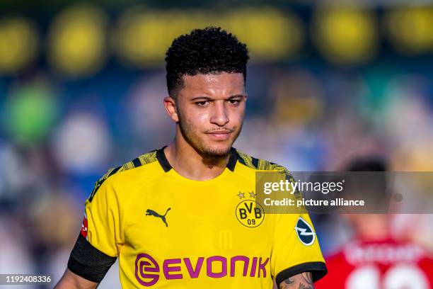 January 2020, Spain, Marbella/Provinz Malaga: Football: Test matches, Borussia Dortmund - Standard Liège at the Estadio Marbella. Dortmund's Jadon...