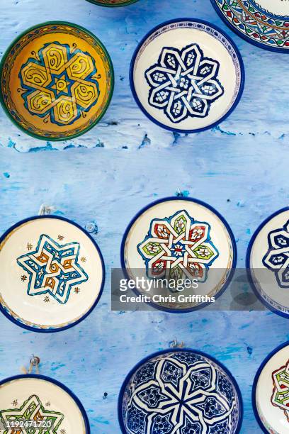 chefchaouen medina, northern morocco - ceramics fez stock-fotos und bilder