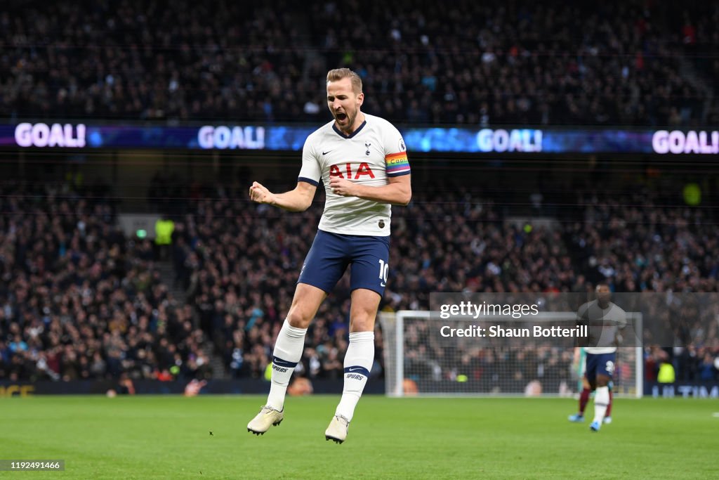 Tottenham Hotspur v Burnley FC - Premier League