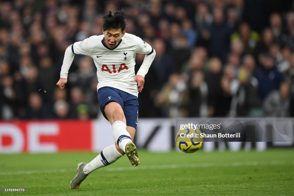 Tottenham Hotspur v Burnley FC - Premier League