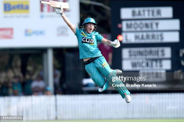 Beth Mooney of the Heat celebrates victory after the 2019 Women's Big Bash League Final match between the Brisbane Heat and the Adelaide Strikers at...