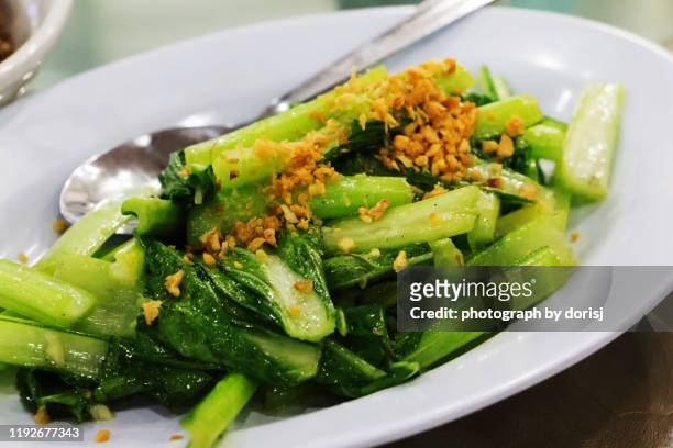 vegetable-stir fry-asian food - close up of bok choy bildbanksfoton och bilder