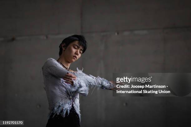 Yuzuru Hanyu of Japan warming up ahead of the Gala Exhibition during the ISU Grand Prix of Figure Skating Final at Palavela Arena on December 08,...