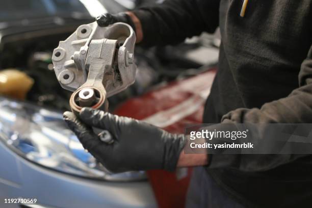 engine mount replacement - machine part stock pictures, royalty-free photos & images