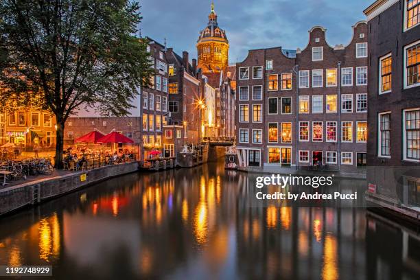 red light district, amsterdam, netherlands - amsterdam night stock pictures, royalty-free photos & images