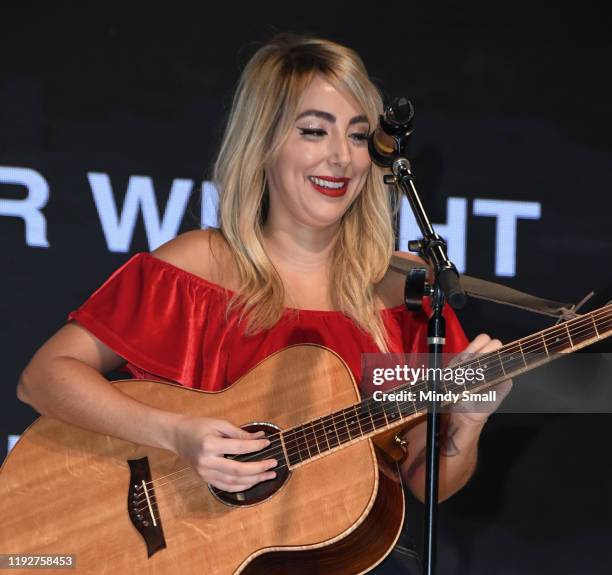 Nikki Singer Photos and Premium High Res Pictures - Getty Images