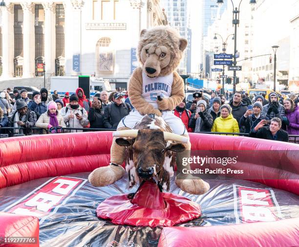 Pacifi Rome Bull 176 Columbia Pacific University Stock Photos, High-Res Pictures, and ...