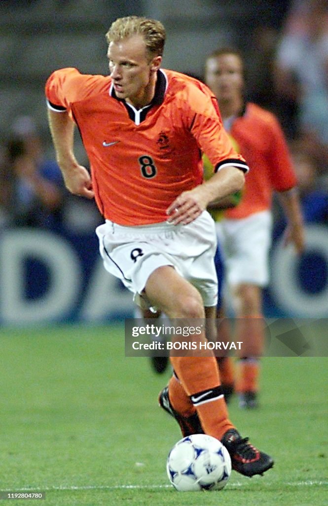 CUP-FR98-BRA-NED-BERGKAMP