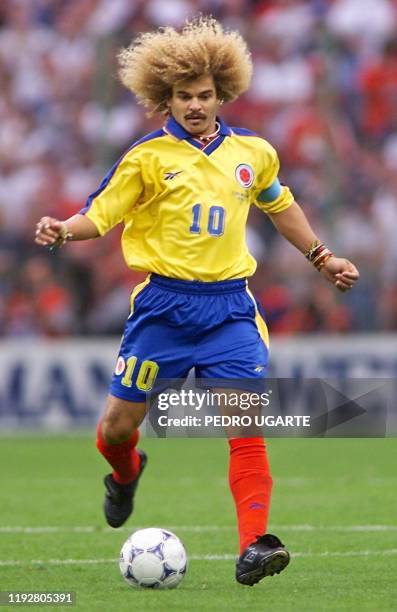 Colombian captain Carlos Valderrama controls the ball, 26 June at the Felix Bollaert stadium in Lens, northern France, during the 1998 Soccer World...