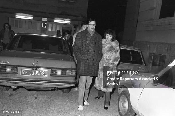 American actor and comedian Jerry Lewis and his wife - the dancer Sandee Pitnick - leaving the TV studios. Rome, 17th January 1984