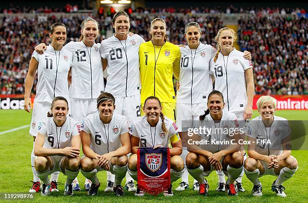 Players of USA pose for a photo prior to the FIFA Women's World Cup Final match between Japan and USA at the FIFA World Cup Stadium Frankfurt on July...