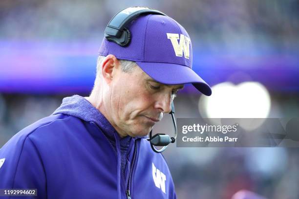 Head Coach Chris Petersen of the Washington Huskies reacts in the first quarter against the Washington State Cougars during their game at Husky...