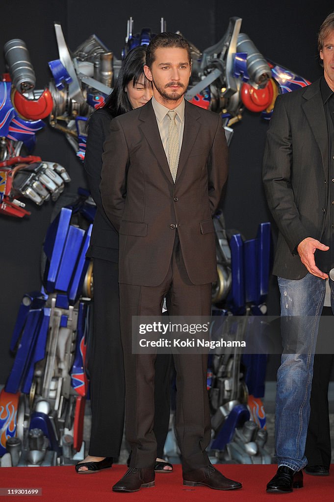 Paramount Pictures "Transformers: Dark of the Moon" Stage Greeting