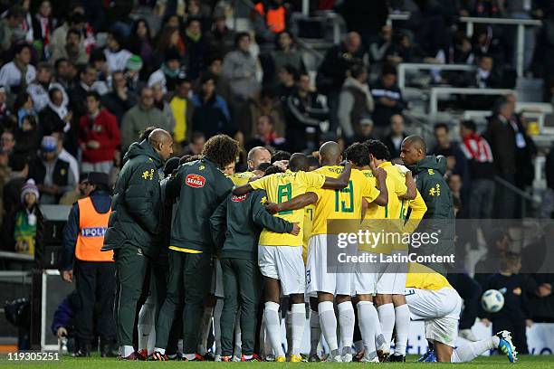 Players of Brazil during a quarter final match between Brazil and Paraguay as part of the Copa America 2011 at Ciudad de La Plata stadium on July 17,...