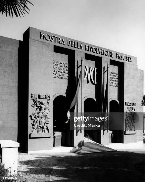 Fascist Office Rome 170 Exhibition Of The Fascist Revolution Stock Photos, High-Res ...
