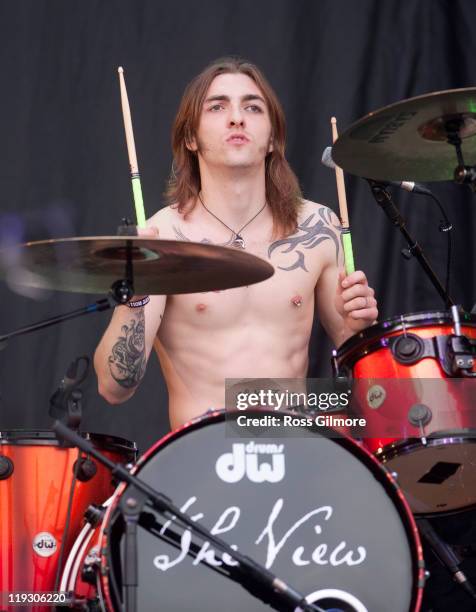 Steven Morrison Rapper Steven Morrison Musician Photos and Premium High Res Pictures - Getty ...