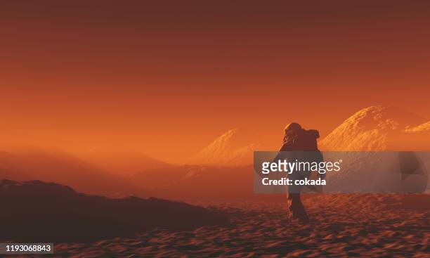 astronaut exploring mars - copy space stock pictures, royalty-free photos & images