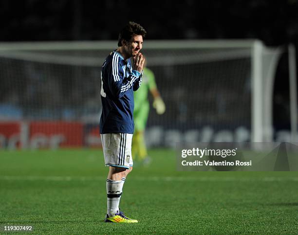 Lionel Messi, from Argentina, in action during a match between Argentina and Uruguay as part od the Quarter Fina of the Copa America 2011 at...