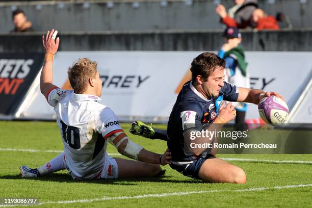 Bordeaux Begles' Argentinian wing Santiago Cordero scored a try during the European Rugby Challenge Cup Round 5 match between Bordeaux Begles and...