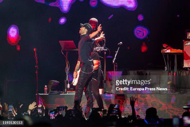 Enrique Iglesias performs on stage at WiZink Center on December 07, 2019 in Madrid, Spain.