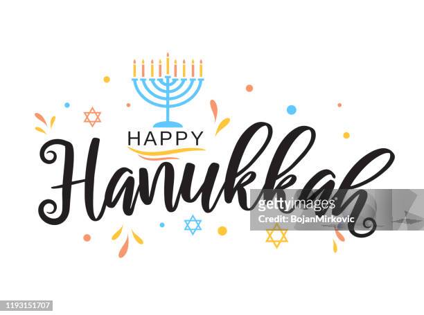 illustrazioni stock, clip art, cartoni animati e icone di tendenza di biglietto d'auguri hanukkah con menorah. vettore - felicità