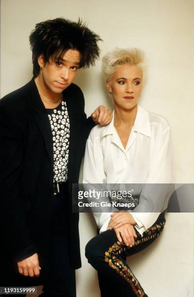 Portrait of the members of Swedish Pop group Roxette, Per Gessle and Marie Fredriksson , as they pose backstage during their Look Sharp Tour at the...