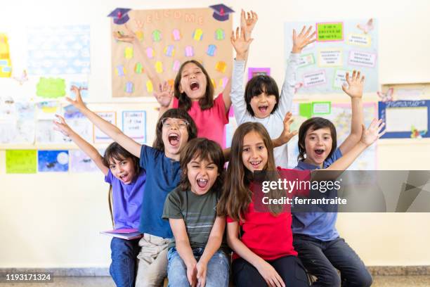 classroom students group photo - best song stock pictures, royalty-free photos & images