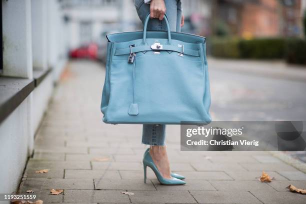 135 Distressed Hermes Birkin Bag Stock Photos, High-Res Pictures
