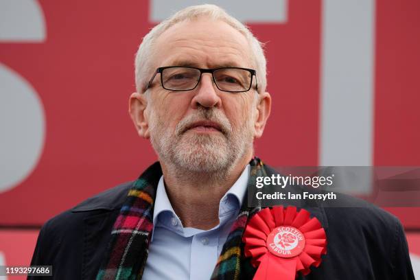 Labour leader Jeremy Corbyn speaks to supporters during a stump speech at the Sporting Lodge Inn on December 11, 2019 in Middlesbrough, England. The...