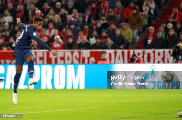 Ryan Sessegnon of Tottenham Hotspur scores his team's first goal during the UEFA Champions League group B match between Bayern Muenchen and Tottenham...