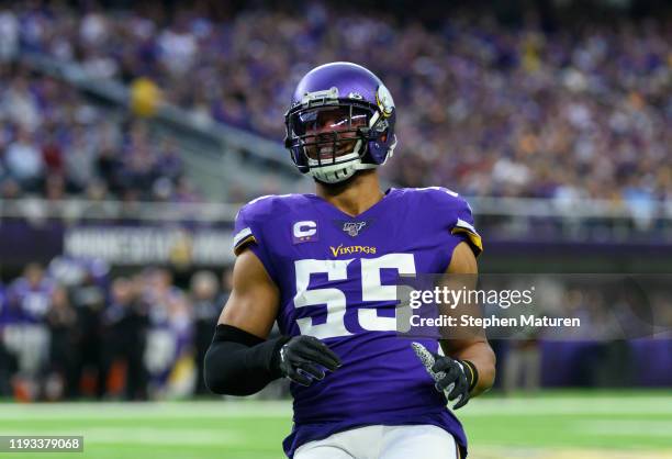 Anthony Barr of the Minnesota Vikings reacts after a play in the first quarter of the game against the Detroit Lions at U.S. Bank Stadium on December...