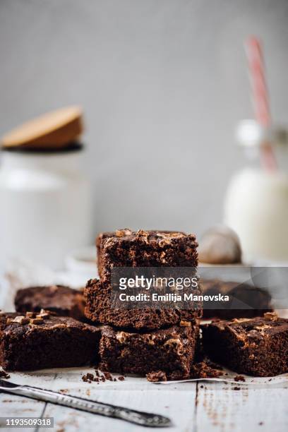 homemade chocolate brownies - brownie stock pictures, royalty-free photos & images