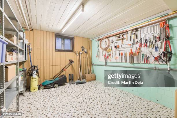 basement hdr - souterrain stock-fotos und bilder