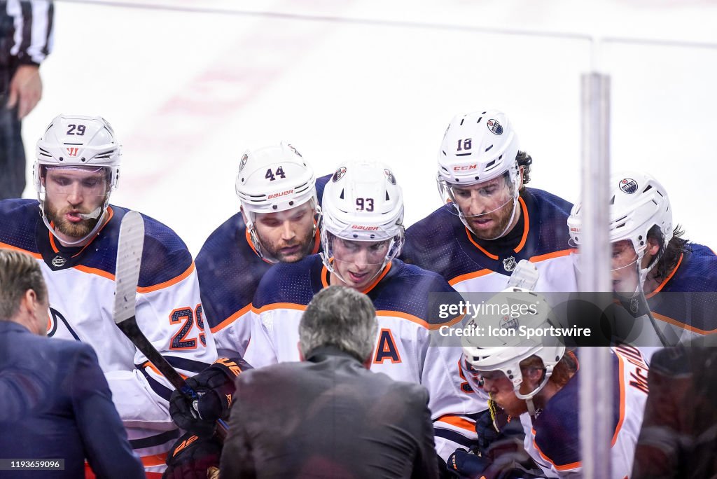 NHL: JAN 11 Oilers at Flames