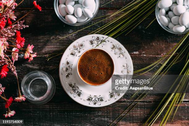top view café turco - turkish coffee fotografías e imágenes de stock