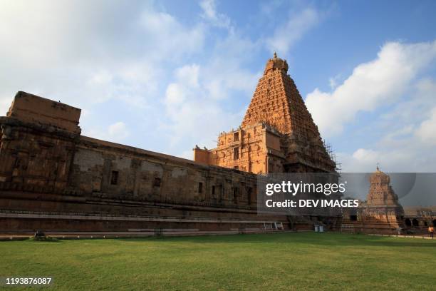 brihadisvara temple, thanjavur,tamilnadu,india - south india stock pictures, royalty-free photos & images