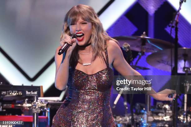 Taylor Swift performs during the 2019 Z100 Jingle Ball at Madison Square Garden on December 13, 2019 in New York City.