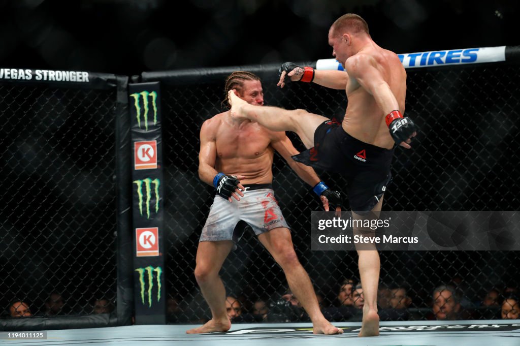 Petr Yan v Urijah Faber