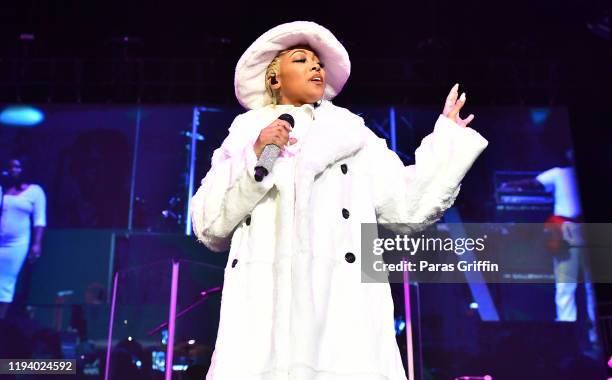Monica Rapper Monica Singer Photos and Premium High Res Pictures - Getty Images