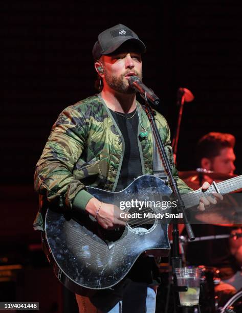 Singer Chris Lane performs at The Mirage Hotel & Casino on December 14, 2019 in Las Vegas, Nevada.