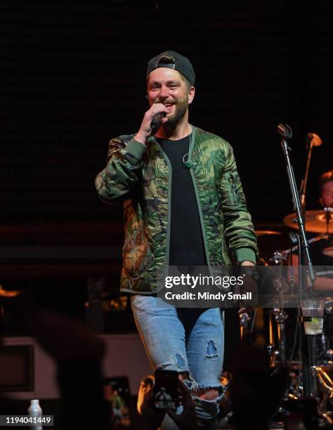 Singer Chris Lane performs at The Mirage Hotel & Casino on December 14, 2019 in Las Vegas, Nevada.