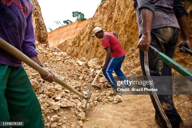 Hard Rock Mining Example Hard Rock Mine Photos and Premium High Res Pictures - Getty Images