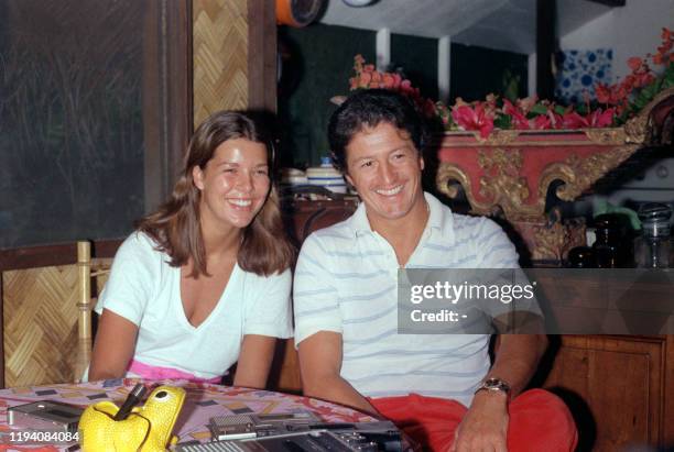 La princesse Caroline de Monaco et Philippe Junot sont photographiés lors de leur voyage de noces, le 12 juillet 1978, à Papeete. Caroline de Monaco...