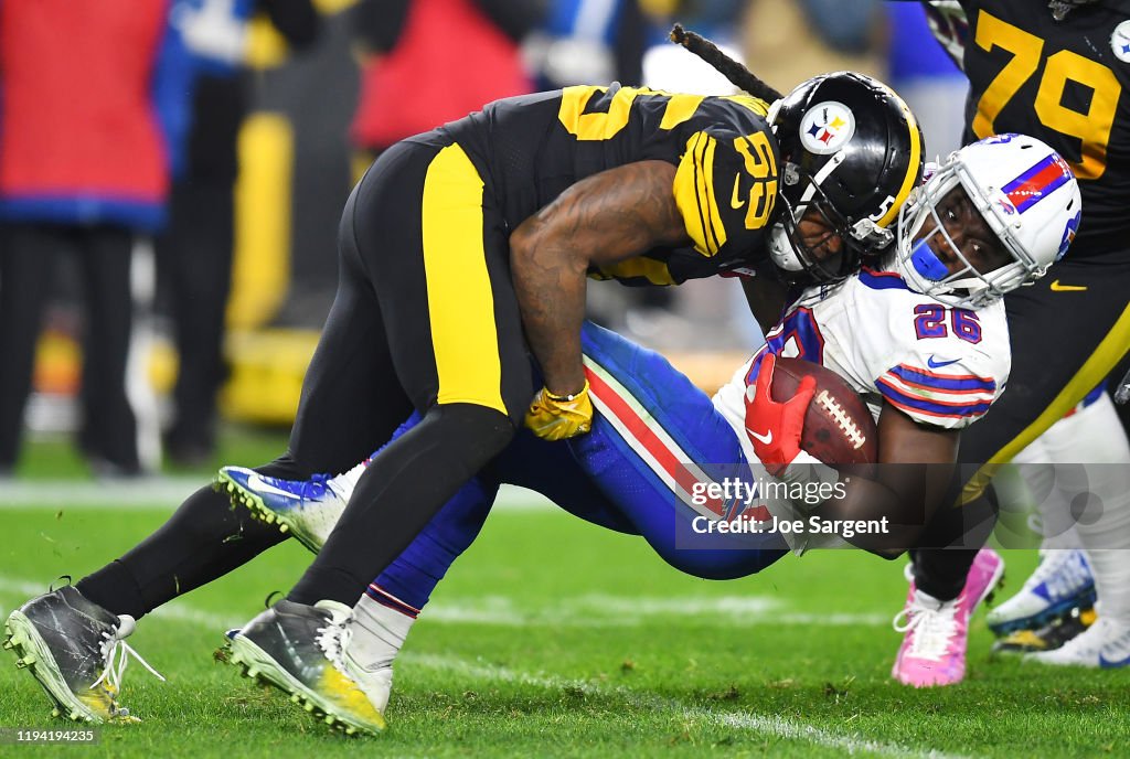 Buffalo Bills v Pittsburgh Steelers