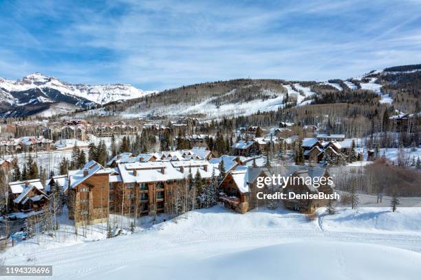 telluride mountain village unterkunft - telluride stock-fotos und bilder