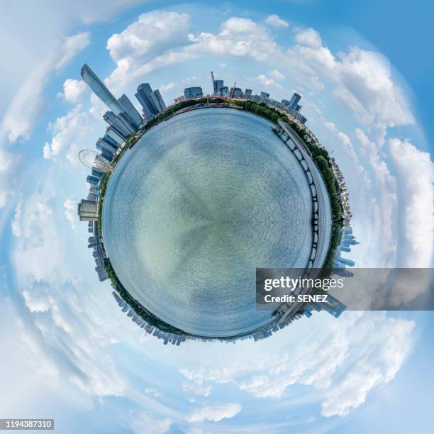 little planet effect - 360 globe stockfoto's en -beelden