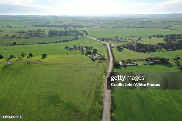 thiele highway. kapunda. barossa valley. south australia. - drone farm stock pictures, royalty-free photos & images