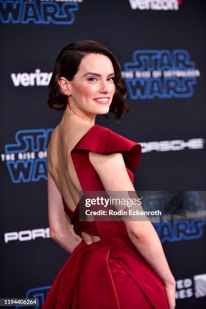 Daisy Ridley attends the premiere of Disney's "Star Wars: The Rise Of Skywalker" on December 16, 2019 in Hollywood, California.